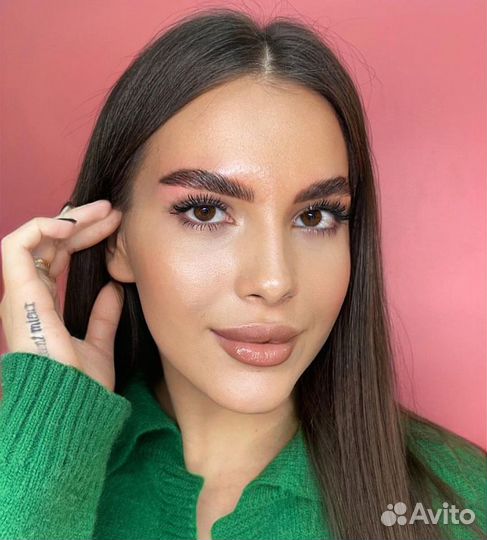 Модель на брови бесплатно