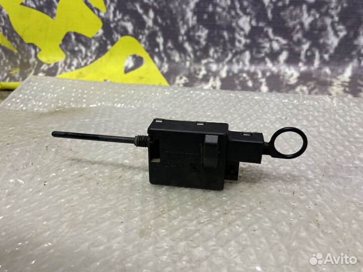Привод лючка топливного бака Laguna 2 Рено Лагуна