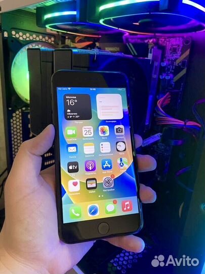 iPhone 8 Plus, 64 ГБ