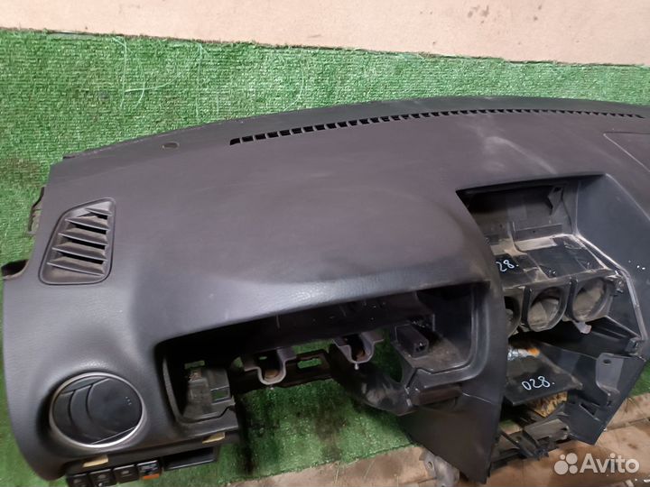 Торпедо Mazda 6 GG рестайлинг (2005—2008)