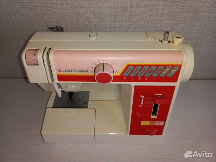Швейная машина