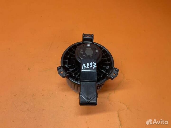 Вентилятор отопителя салона передний Honda Cr-V