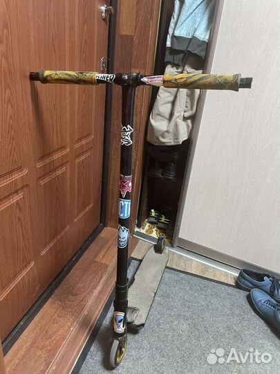 Трюковой самокат