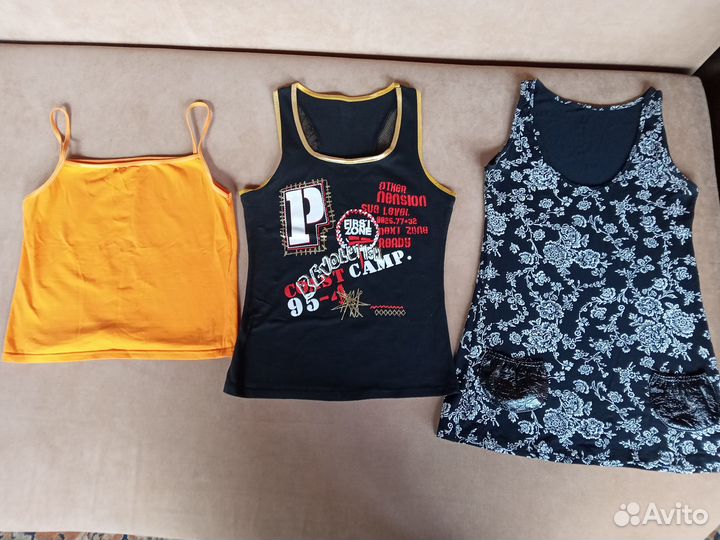 Пакет вещей 40-42: майка,топы,туника,кофточка