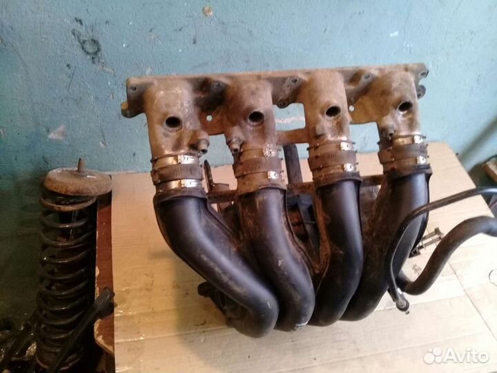 Коллектор впускной 1.8 ARG Volkswagen Passat B5