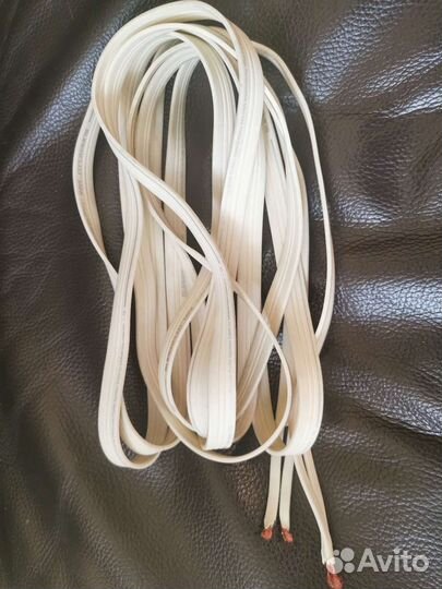 Акустический кабель Monster Cable