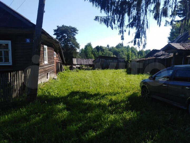 Дом 30,3 м² на участке 50 сот.