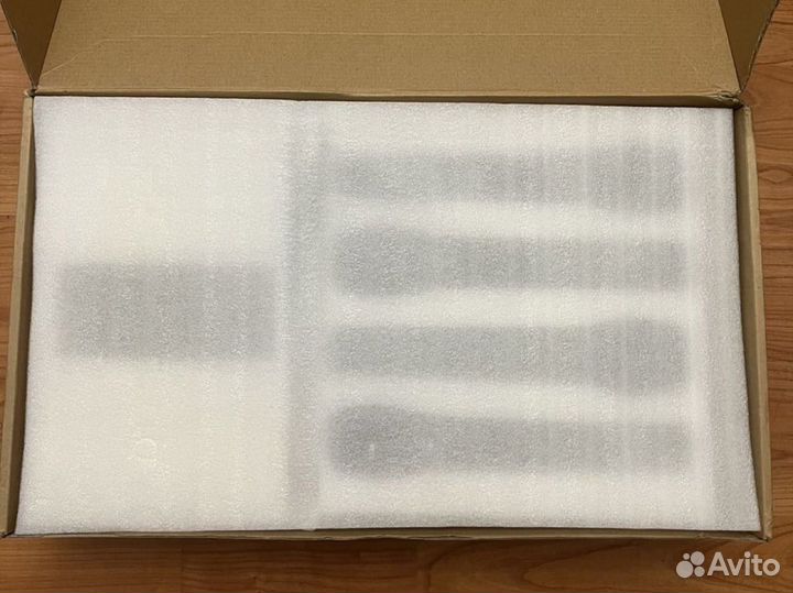 Вокальная радиосистема Rocket EW240 4 Handheld