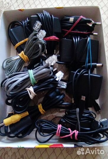 Зарядное устройство,провода,шнуры,кабели наушники