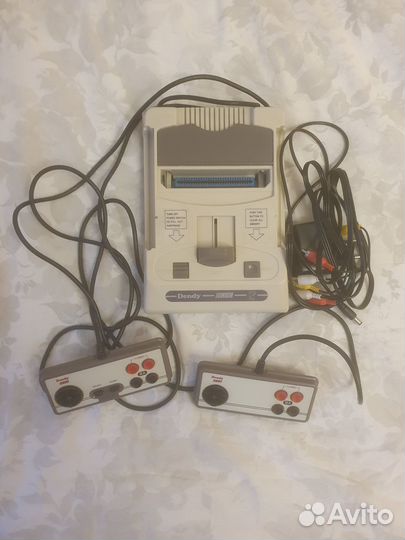 Игровая приставка dendy 90х с картриджами