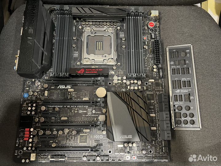 Материнская плата Asus Rampage IV Black Edition