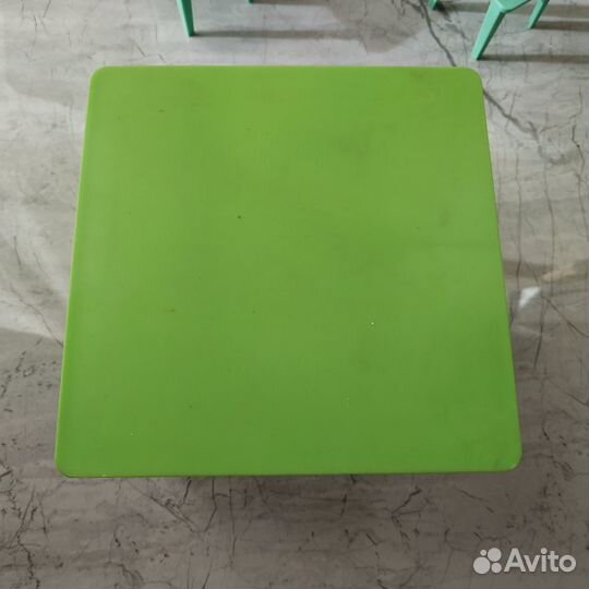 Кукольная мебель стол и 4 табуретки пластмасса