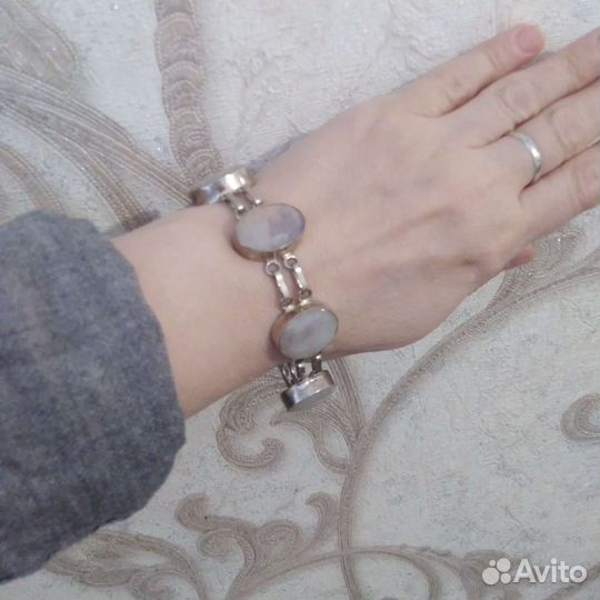 Серебряный браслет с натуральными камнями