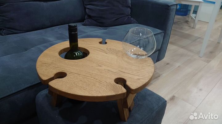 Столик (поднос) для вина и бокалов