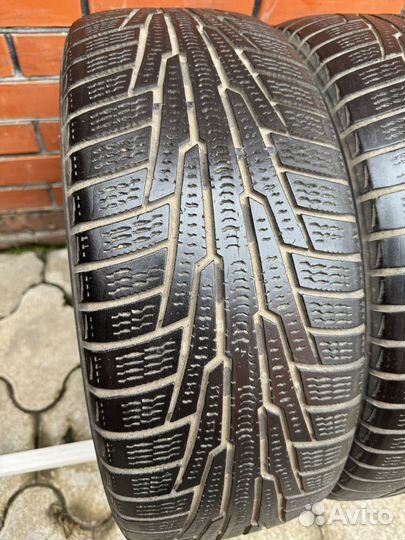 Nokian Tyres Hakkapeliitta R 215/55 R17