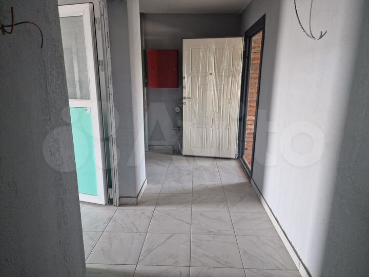 3-к. квартира, 80 м², 3/15 эт.