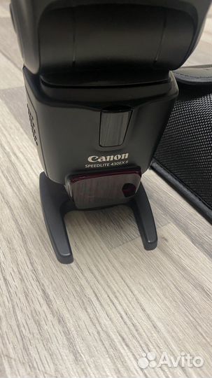 Объектив Canon, штатив Slik PRO 700 DX
