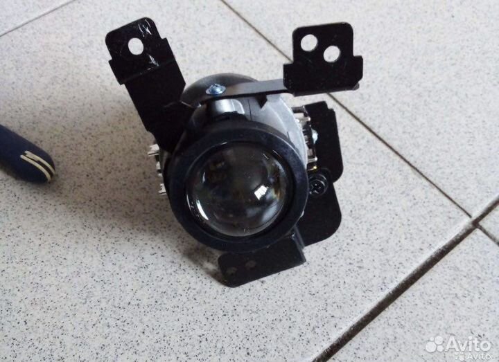 Противотуманки kia rio 4 линза правая