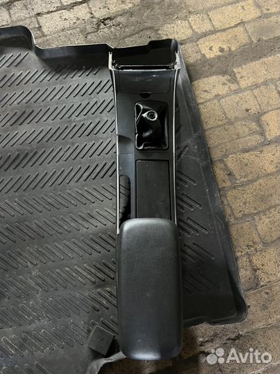 Центральная консоль mazda 6 gg