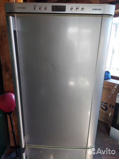 Холодильник бу на запчасти