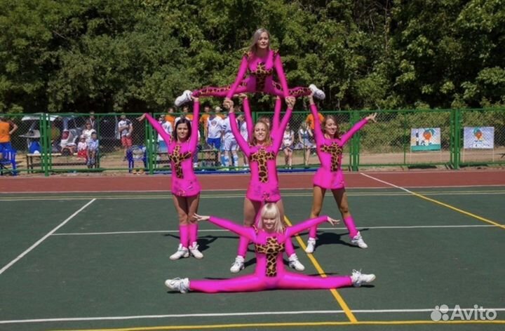 Костюмы для чирлидинга, спортивные и гимнастики