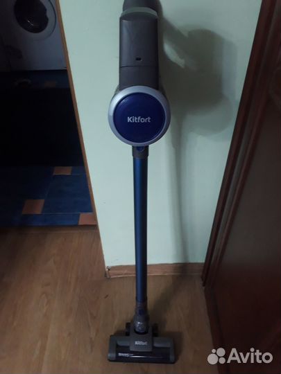 Вертикальный пылесос бу