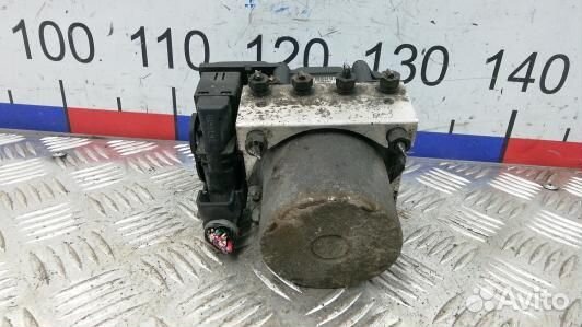 Блок ABS toyota avensis T25 (ADN17KW01)