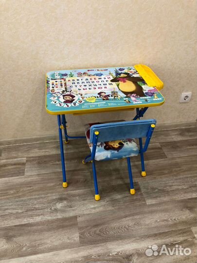 Продам детский столик со стульчиком