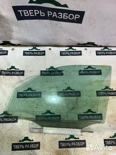 Стекло переднее левое Mercedes-Benz E-Class W210