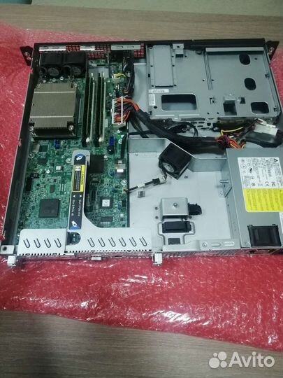 Компактный Сервер HP proliant dl320e gen8v2