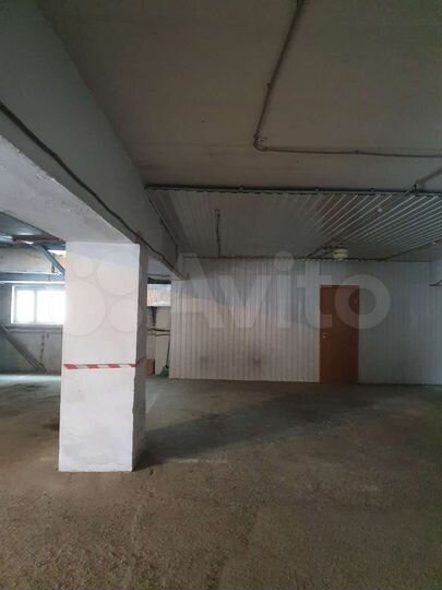 Машиноместо, 18 м²