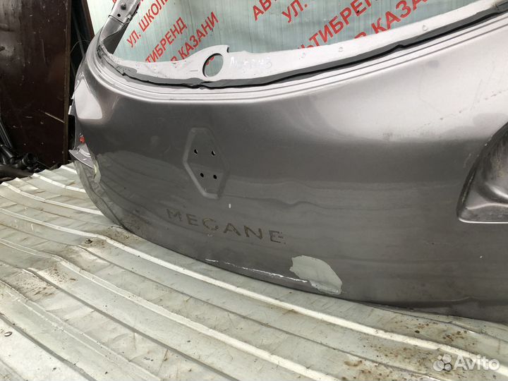 Крышка дверь багажника Рено Меган 3