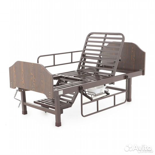 Кровать медицинская механическая с туалетом