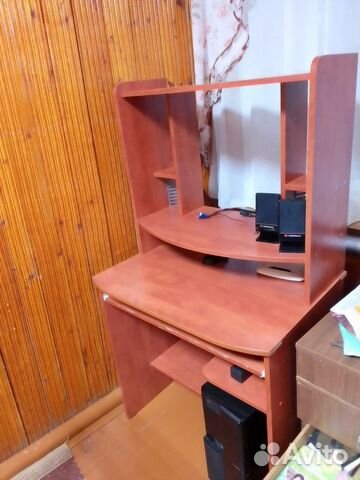 Компьютерный стол