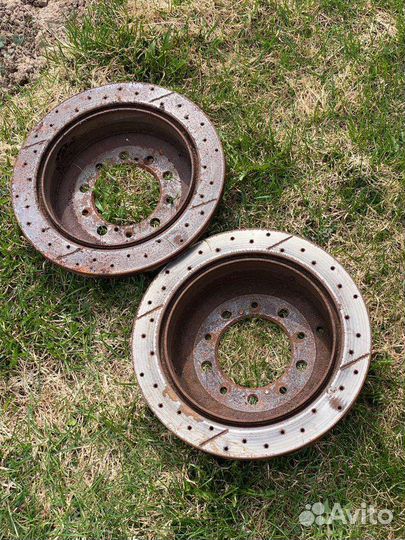 Перфорированные тормозные диски land cruiser 200