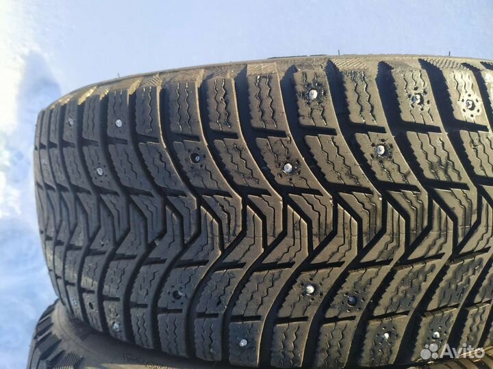 Michelin X-Ice North 3 205/50 R17