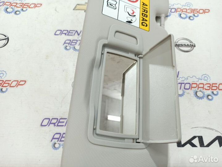 Козырек солнцезащитный правый Renault Arkana 1.6