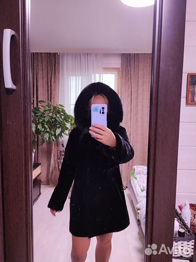 Шуба мутоновая с капюшоном 44 46