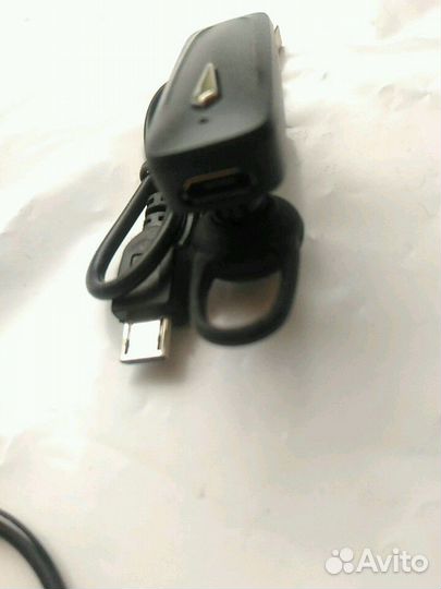 С музыкой Bluetooth гарнитура с микрофоном