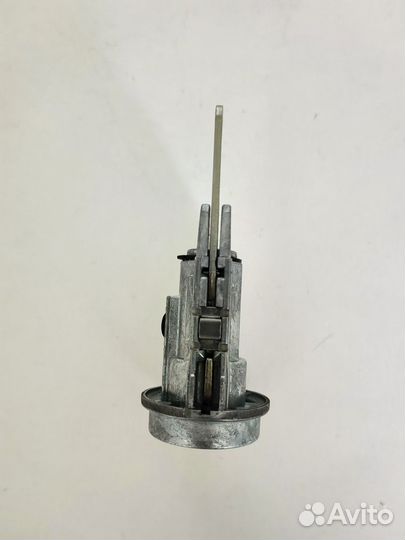 Продам цилиндр замка зажигания с двумя ключами