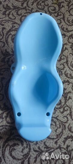 Ванночка с горкой для купания