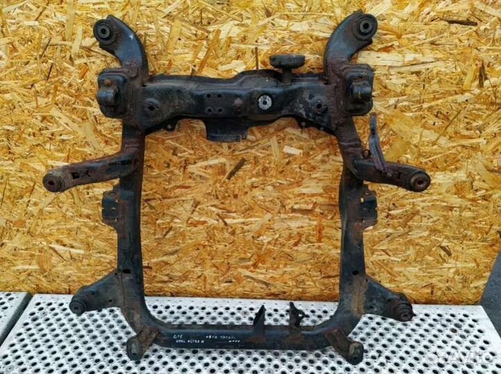 Балка подвески передняя (подрамник) Opel Astra H 2