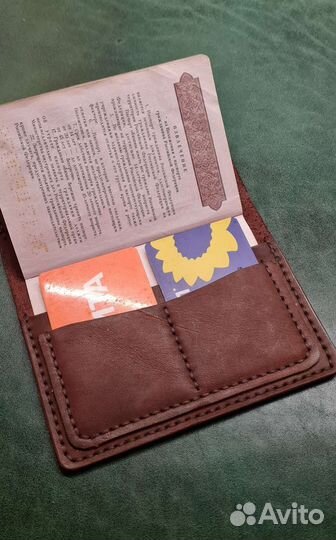 Кожаная обложка на паспорт