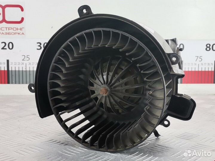 Моторчик печки для Opel Zafira A 9119001