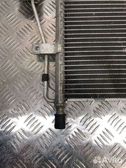 Радиатор кондиционера Volvo 31101053