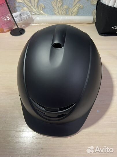 Шлем для верховой езды регулируемый