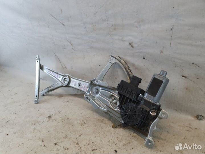 Стеклоподъемник Opel Astra H Z16XER 2008