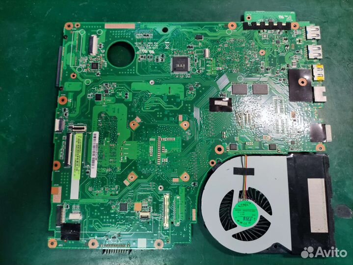 Материнки к ноутам рабочие