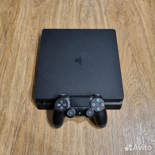 PS4 Slim CUH-2208B 1Tb