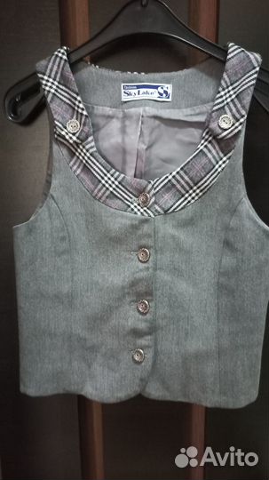 Продам школьную форму 